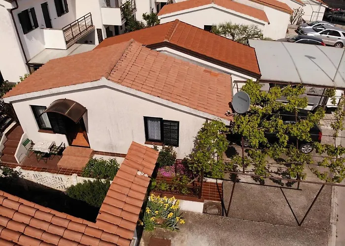 Πανσιόν Area Simo Πόρετς