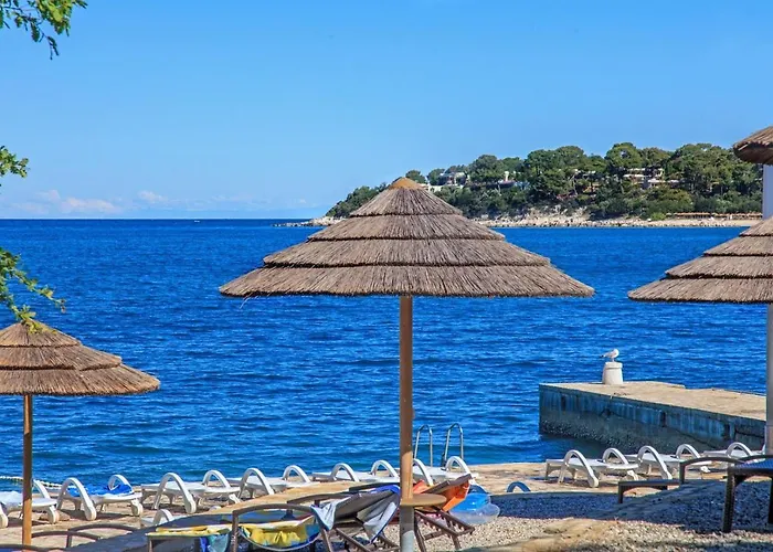 Πανσιόν Area Simo 3*