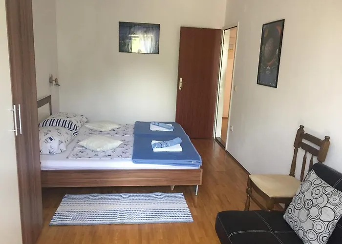 Πανσιόν Area Simo Πόρετς